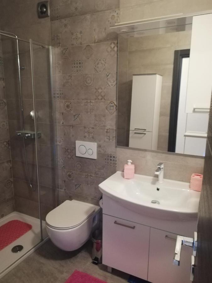 Alnea Appartement Split Buitenkant foto