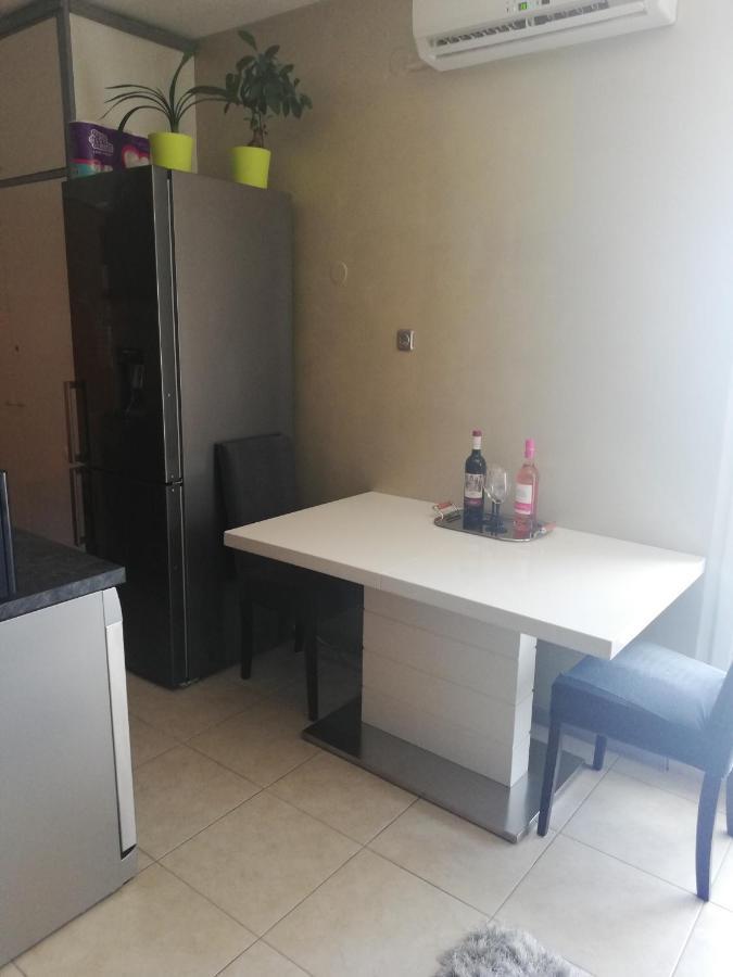 Alnea Appartement Split Buitenkant foto
